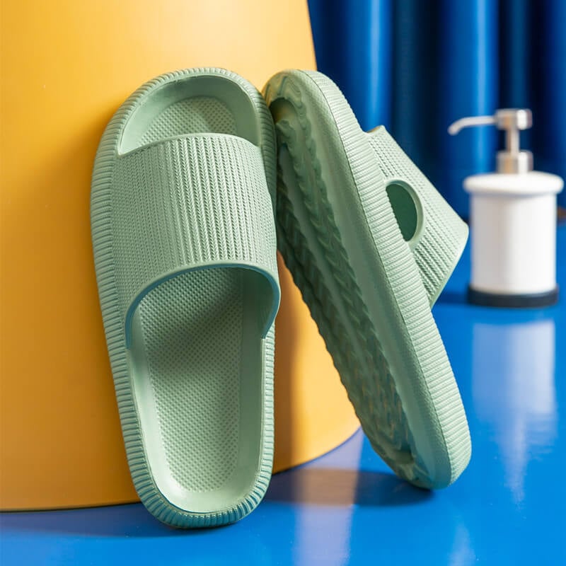 Universal Quick-drying Thickened Non-slip Sandals